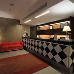 メトロ 3* ミラノ