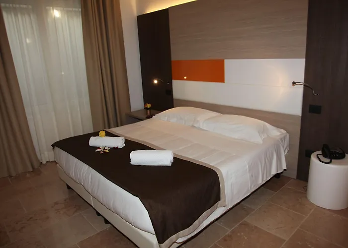 Otel Metro 3*