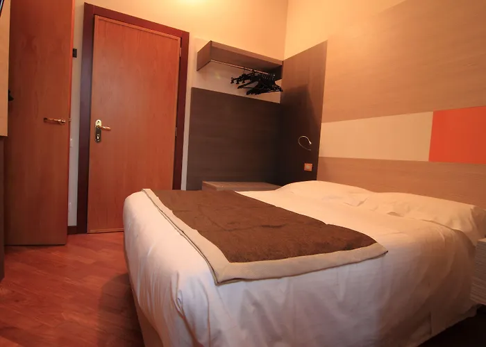 ホテル メトロ 3*